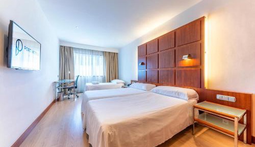 Triple Room with Airport Transfer