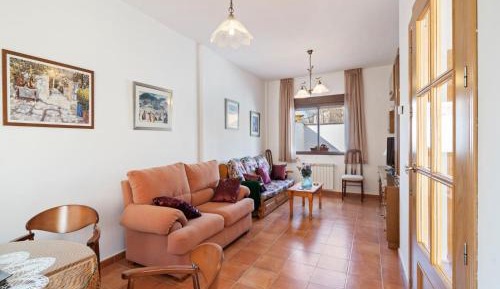 Three-Bedroom Vacation Home 