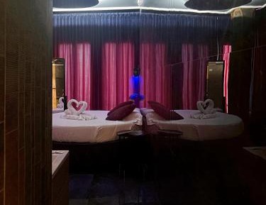 Deluxe Double Room with Bath
