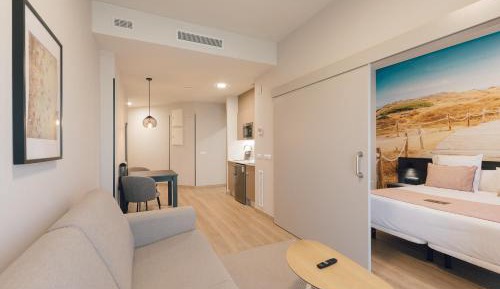 Deluxe Apartment