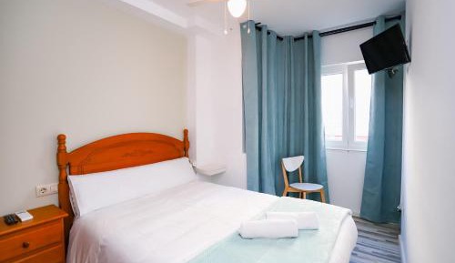 Economy Room