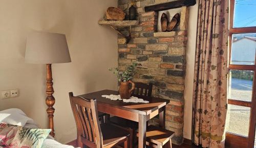 One-Bedroom Apartment (3 Adults)