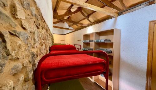 Bed in 8-Bed Mixed Dormitory Room