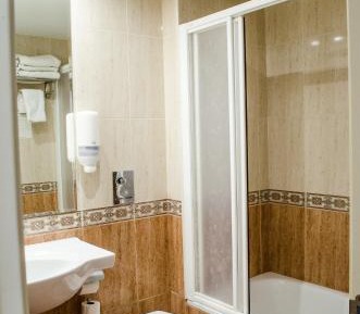 Twin Room with Balcony
