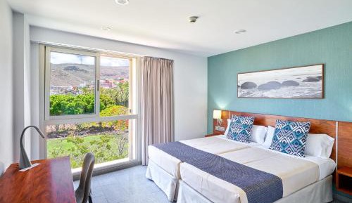 Twin Room with Park View