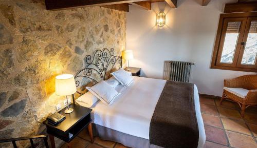Junior Suite with Spa Bath