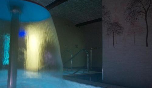 Twin Room with Spa Access