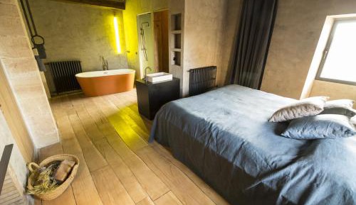 Deluxe Double Room - Main Building