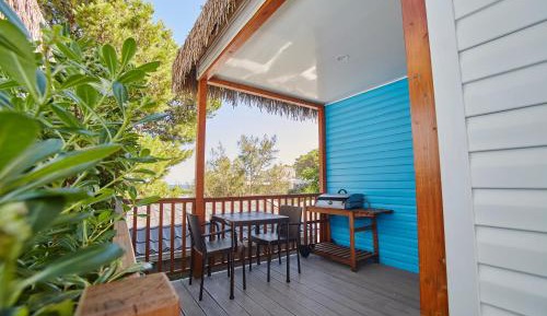 One-Bedroom Bungalow