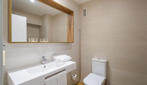 Double or Twin Room with 2 Extra Beds (4 Adults)