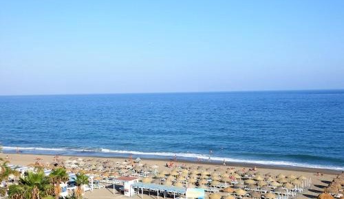 Three-Bedroom Apartment with Sea View (6 Adults) D