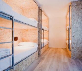 6-Bed Mixed Dormitory Room