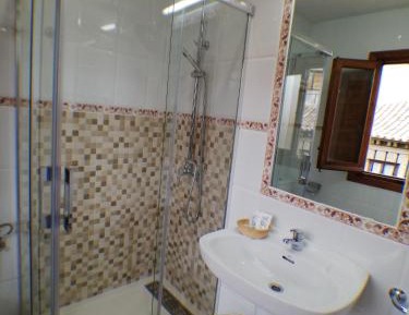 Large Single Room
