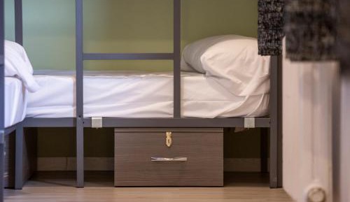 Bed in 8-Bed Mixed Dormitory Room