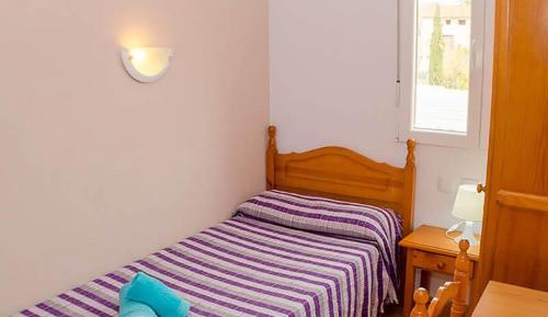 Single Room with Private Bathroom