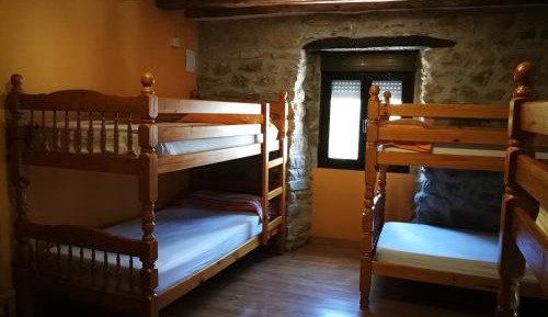 10-Bed Mixed Dormitory Room