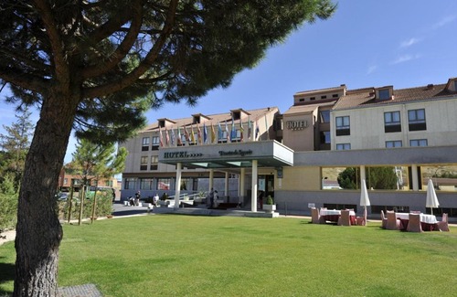La Lastrilla Hotel | Puerta de Segovia