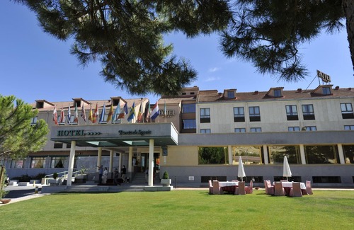La Lastrilla Hotel | Puerta de Segovia