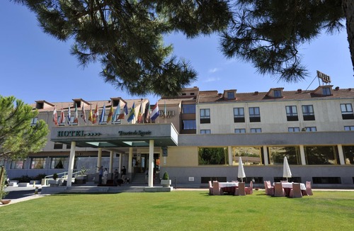 La Lastrilla Hotel | Puerta de Segovia