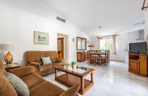 Serpentona Villa | Villas Galdana Palms by EscapeHome