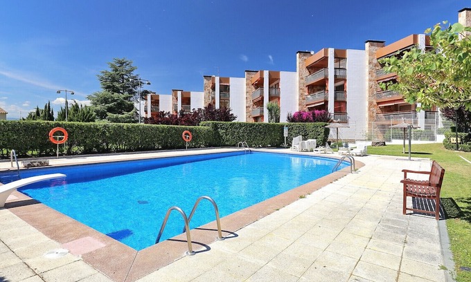 Roses Town Center Apartment | CAN PARRAMON PISCINE TENNIS ROSES