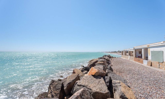 Playa de Almarda House | Holiday Home 'casAcamer' with Sea View, Wi-Fi and Air Conditioning